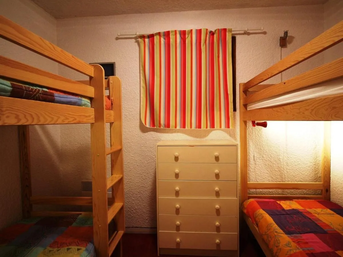 Confortable T2 Au Pied Des Pistes Avec Balcon Et Parking Gratuit - Fr-1-297-95 Auris France