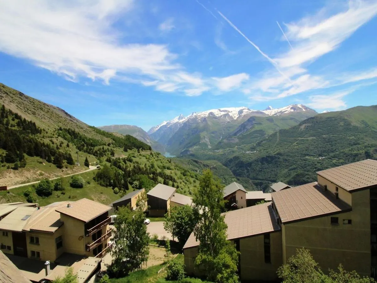 Confortable T2 Au Pied Des Pistes Avec Balcon Et Parking Gratuit - Fr-1-297-95 Auris 0*,  France